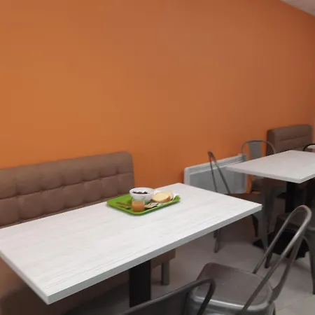 Apartahotel Twenty's Business Flats Niza